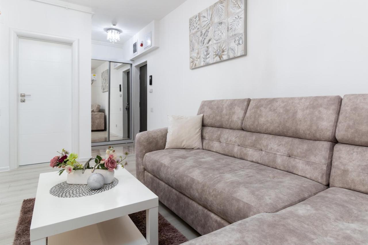 Premier Apartment Luceafarul Oradea Exterior photo